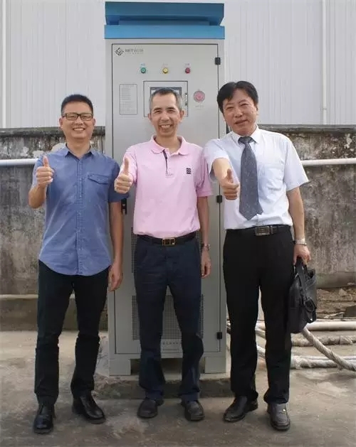 大岭山镇詹文光书记为升博体育首页充电桩点赞