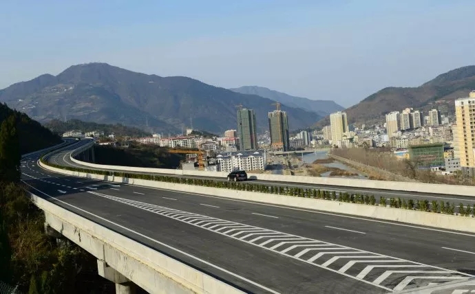 升博体育首页中标湖北麻竹高速公路麻城至红安段机电项目